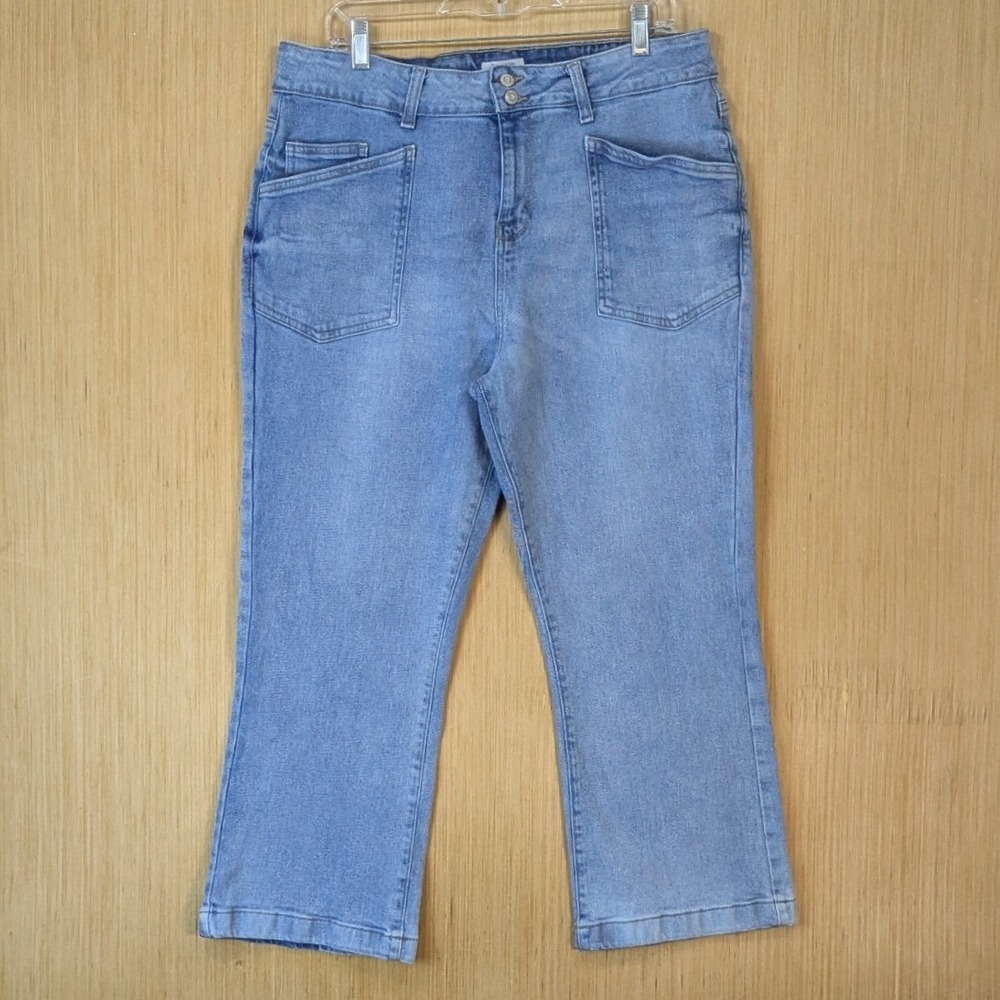 Kensie Jeans Savannah High Rise Flare Crop Blue Light Wash Denim Size 14